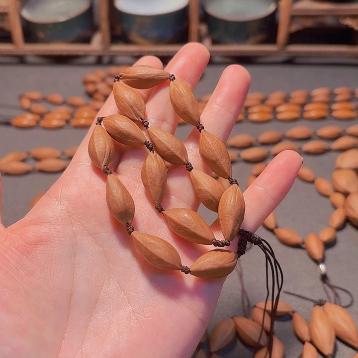 Ᏼ****1.0小瓜子手持14粒