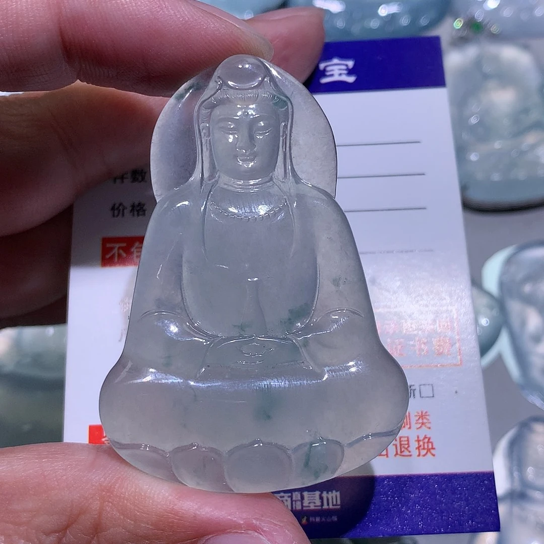 翡翠颈饰未镶嵌观音