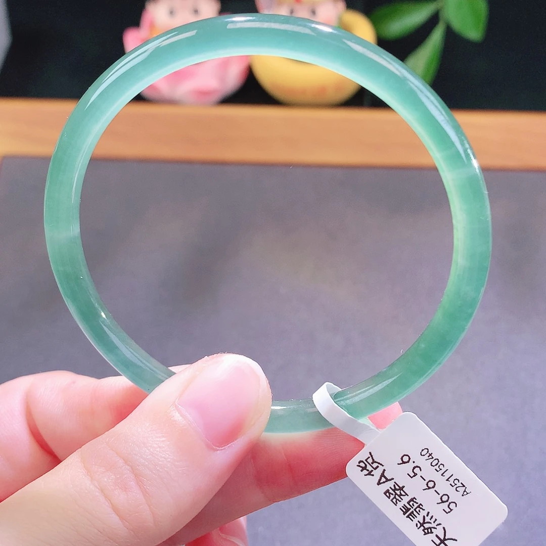翡翠未镶嵌手镯天然翡翠