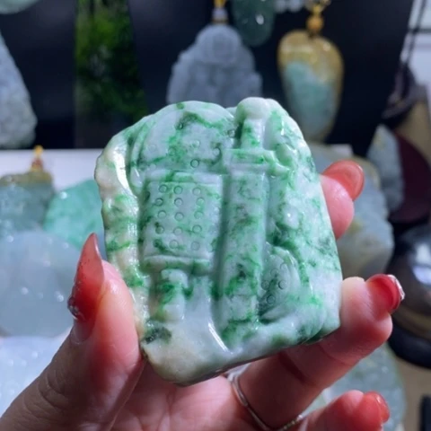【闪购商品】颈饰未镶嵌翡翠八破