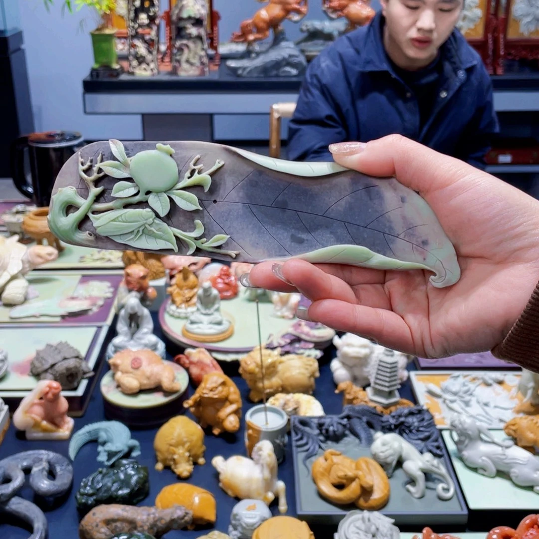 香插精品紫袍玉带石