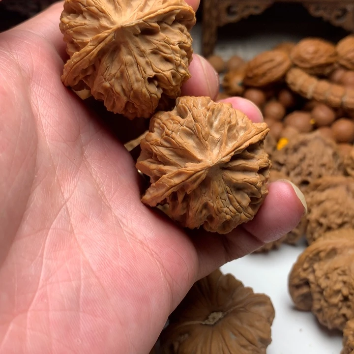 核桃把件42全品苹果园