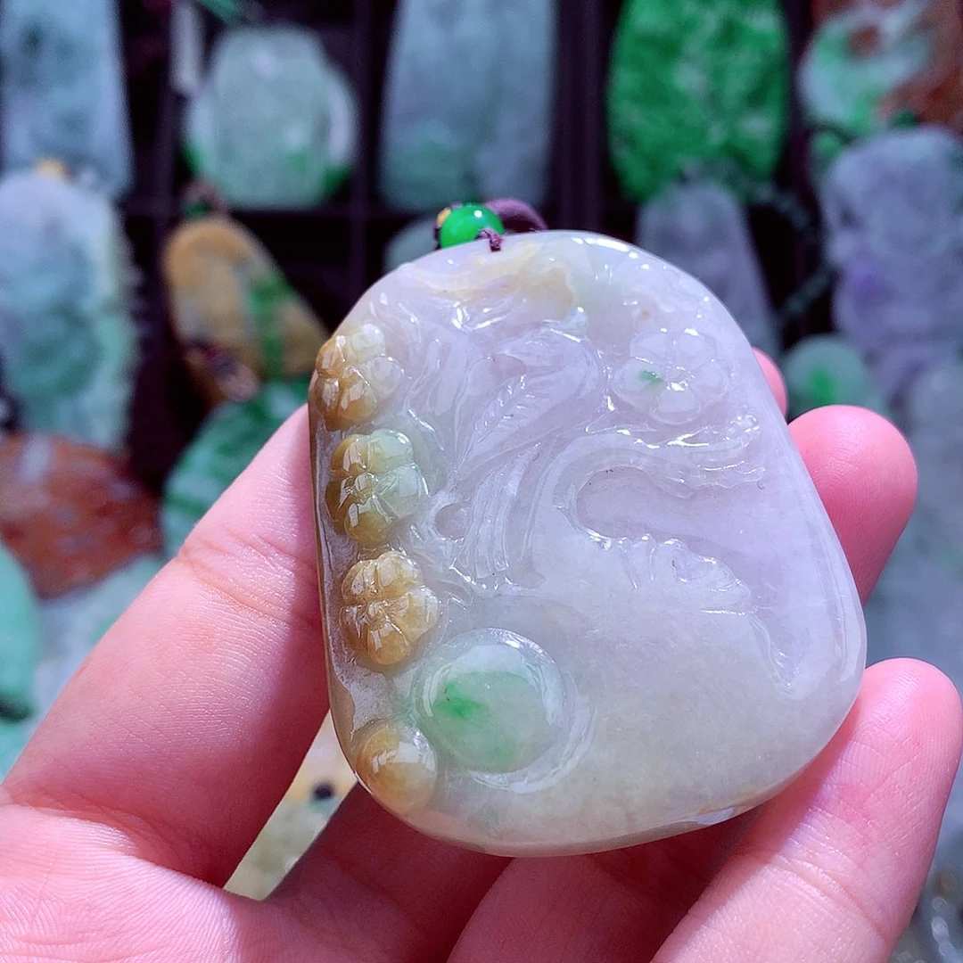 颈饰未镶嵌翡翠天然