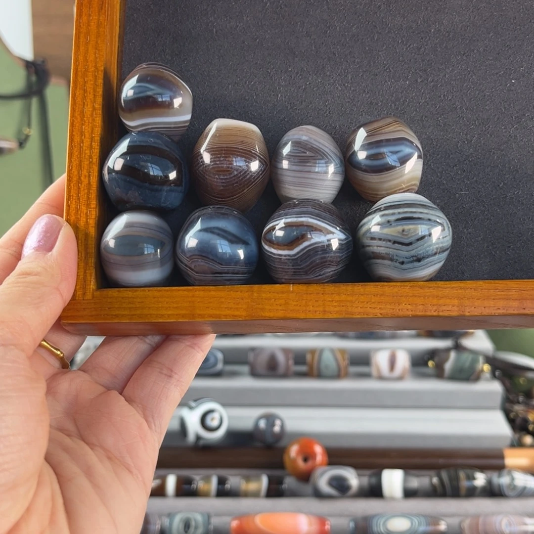 佳***佳玛瑙/玉髓合金珠宝奇石