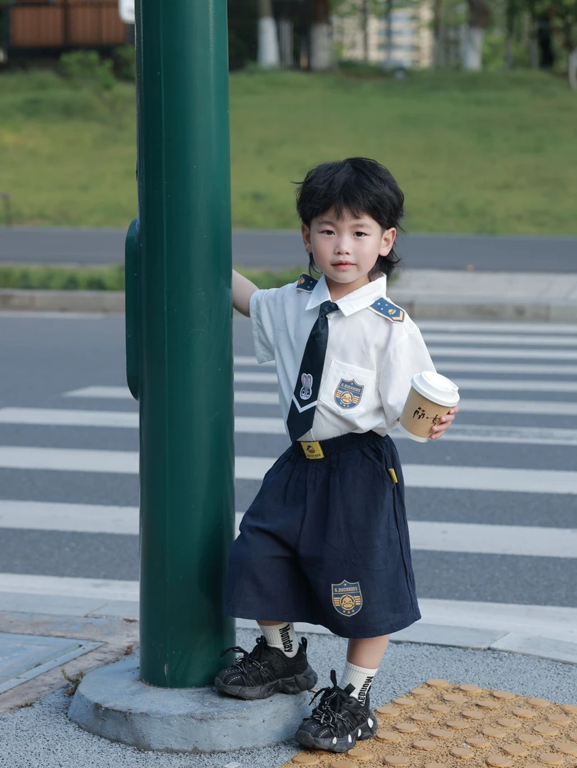 小黄鸭2025新款儿童夏季薄款学院风男童女童套装夏天姐弟装童装