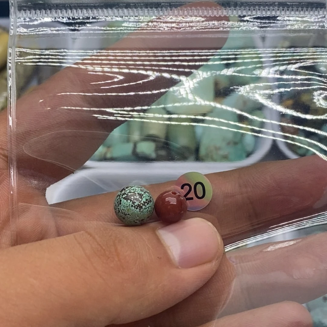 南红玛瑙未镶嵌珠宝奇石