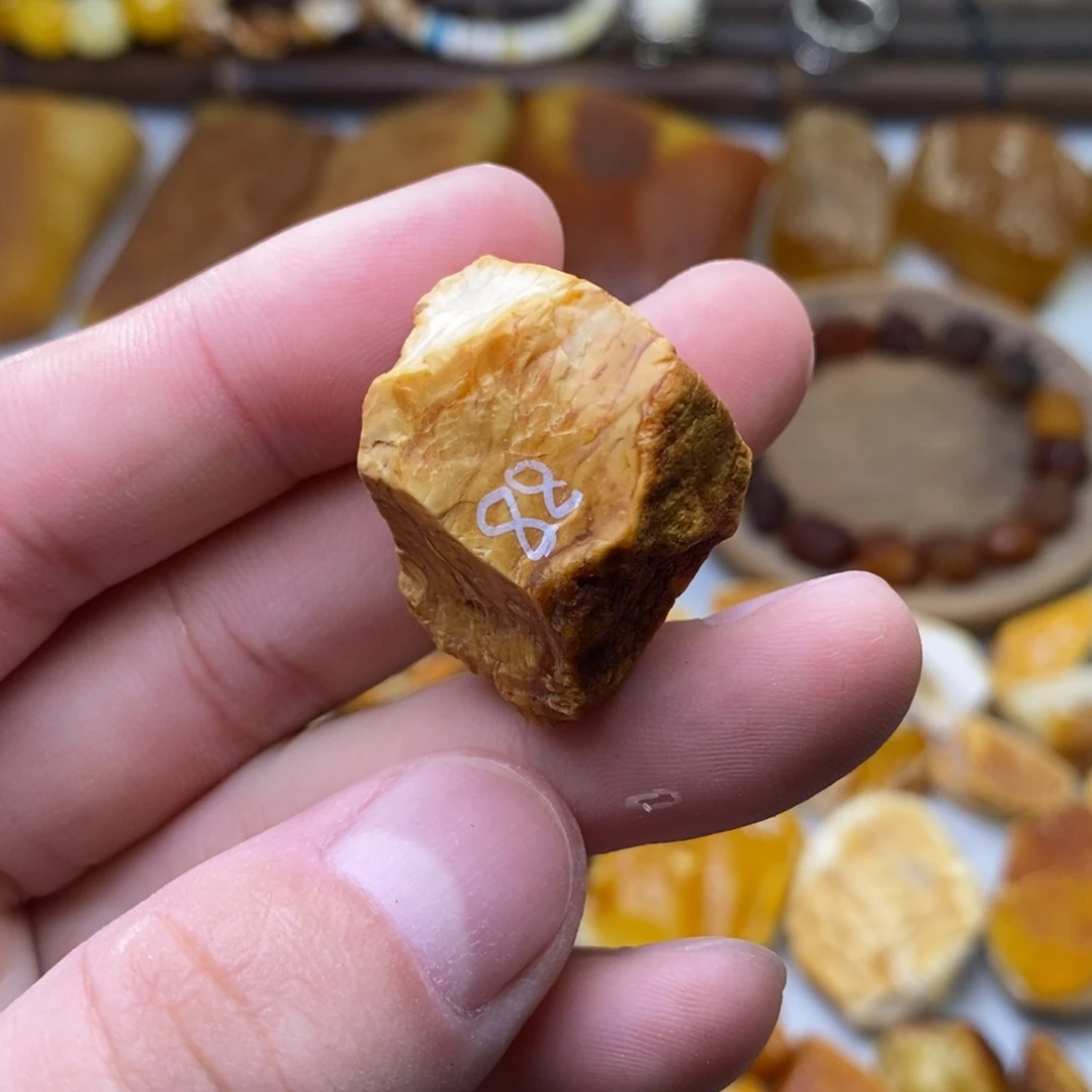 岩***弟定制琥珀天然蜜蜡