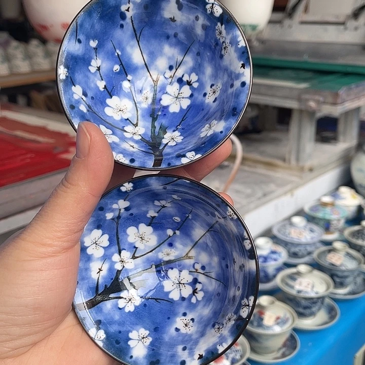 青花釉下彩杯子2个