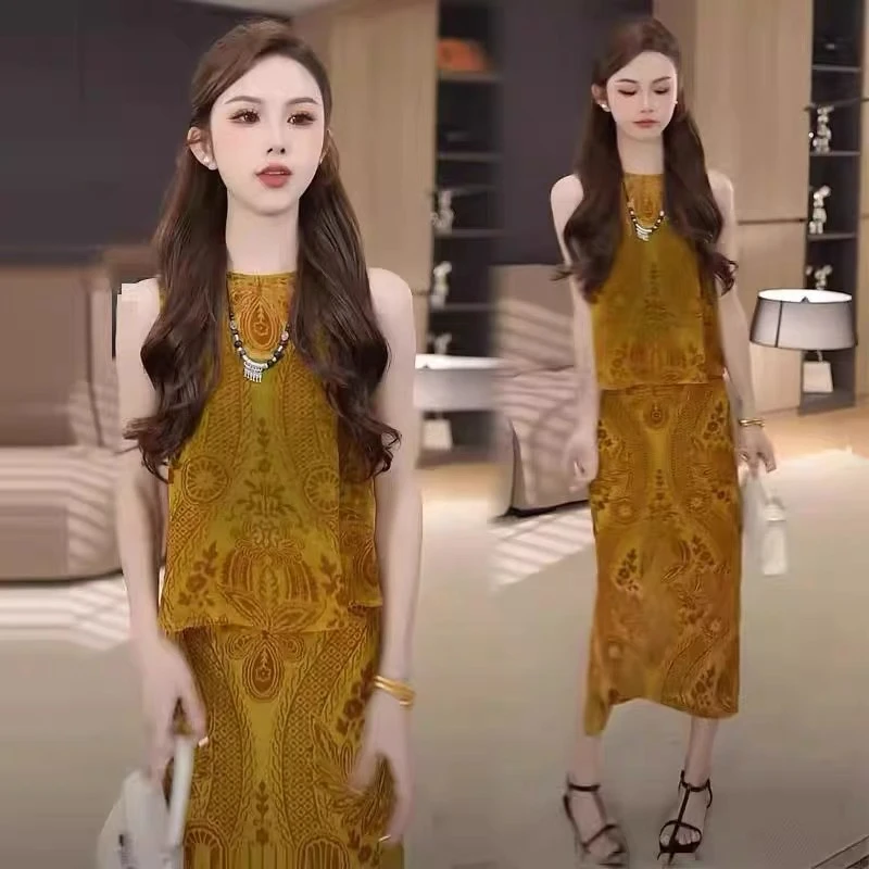 2025夏季新款高级感轻奢复古穿搭设计感后背开叉提花裙子套装时尚