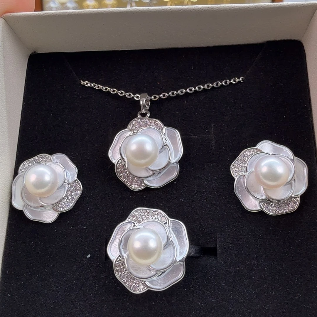 未镶嵌淡水珍珠耳饰