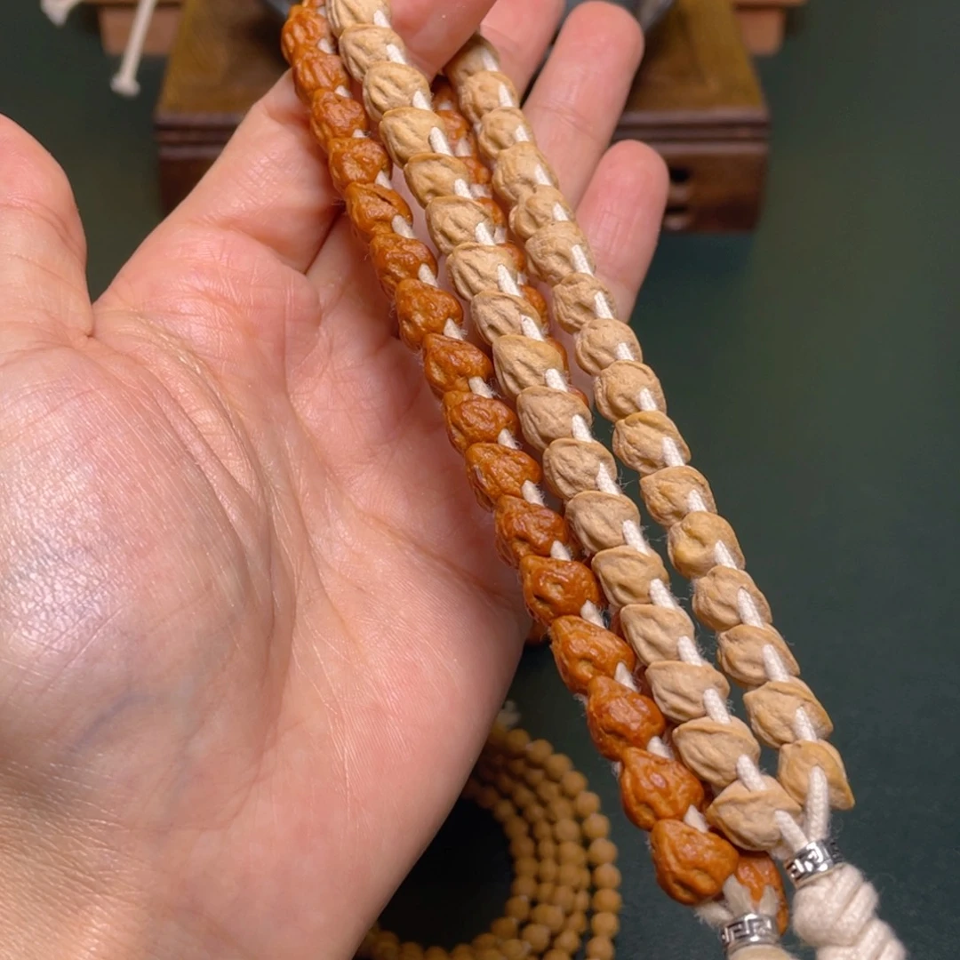 柏香籽/百香籽手串蛇骨手持