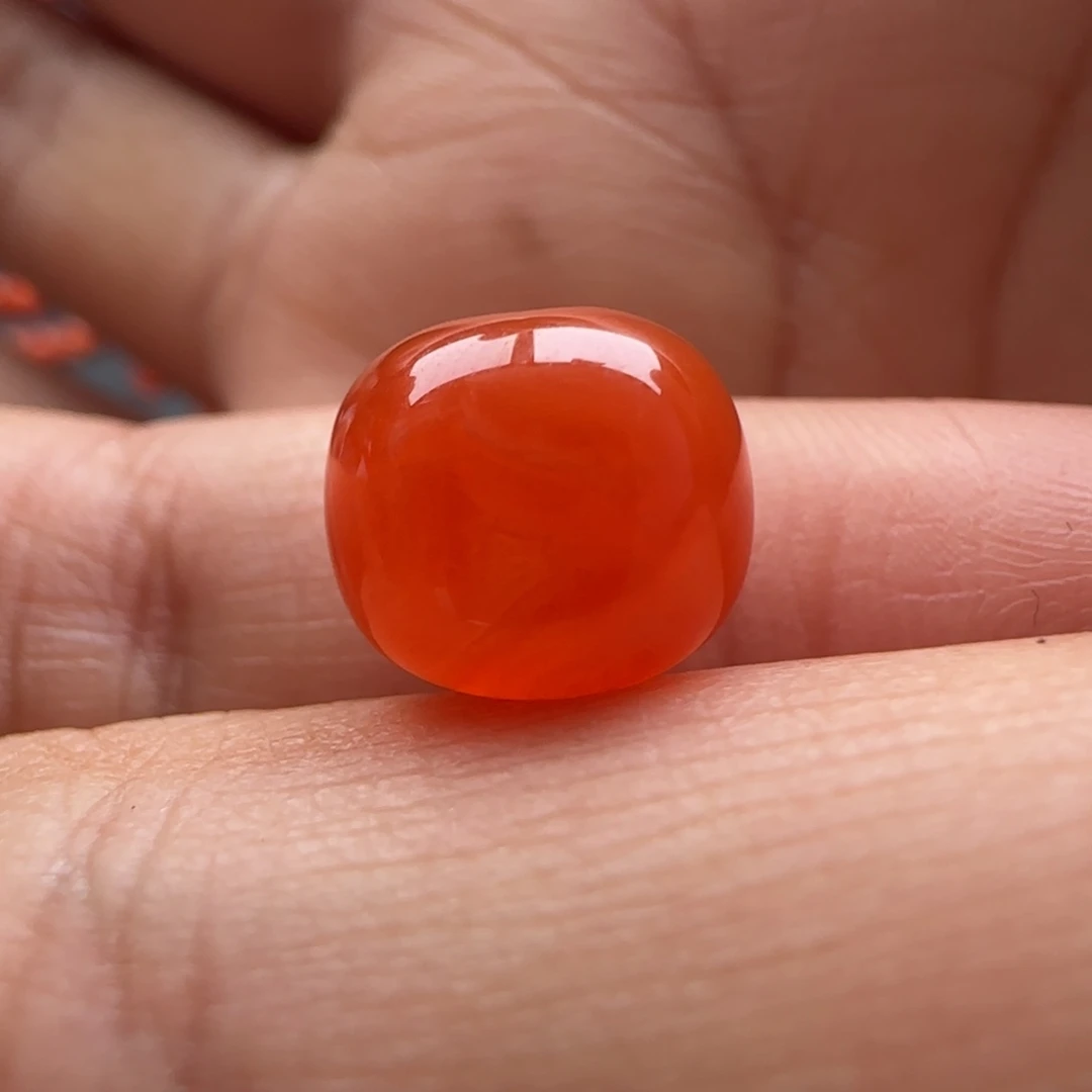 南红玛瑙未镶嵌老型10.3x9白纹