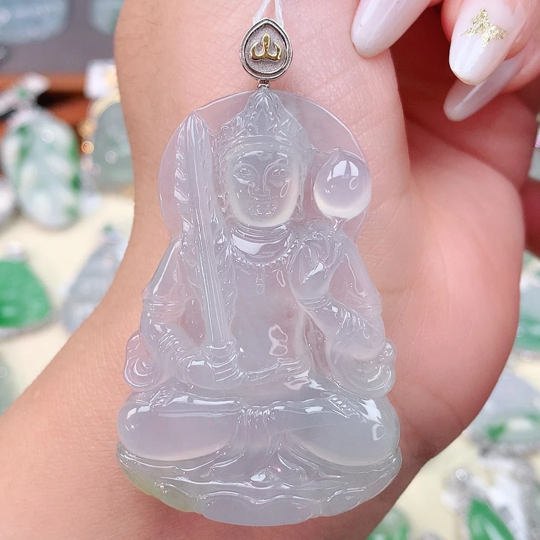 颈饰18K金镶嵌翡翠虚空藏