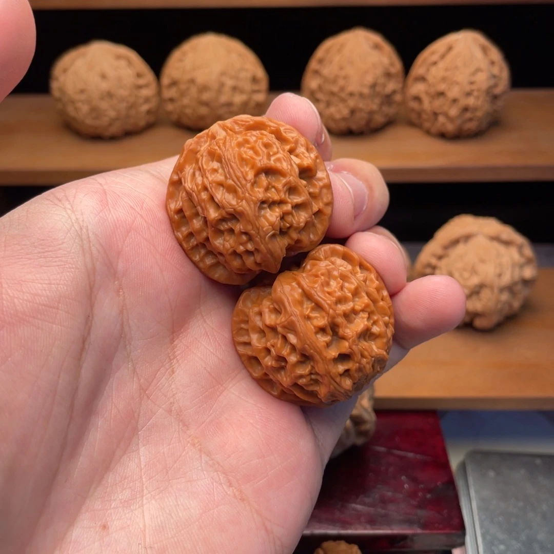 文玩核桃吊坠陈**?34小苹果园