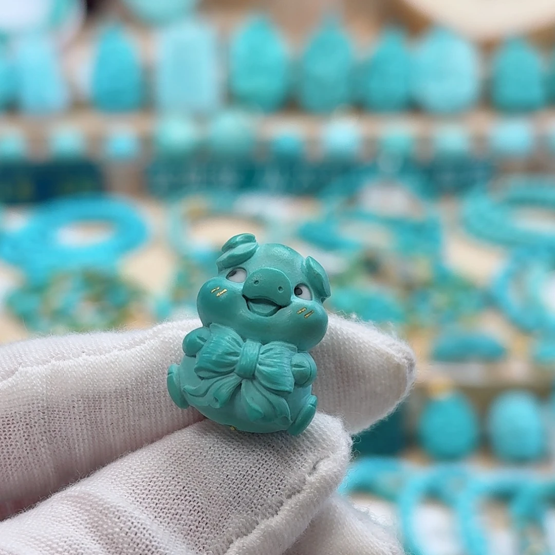 绿松石未镶嵌珠宝奇石