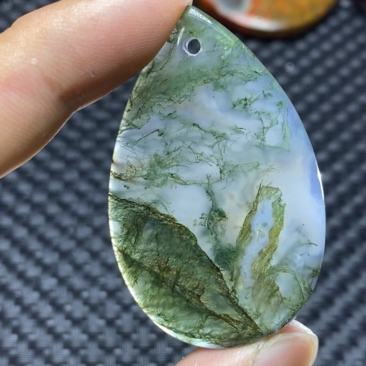 玛瑙/玉髓颈饰未镶嵌何***结