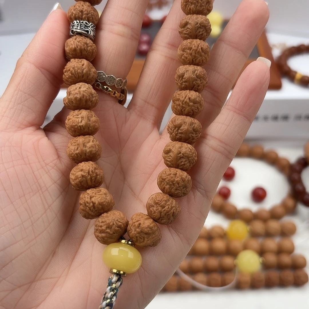 7***c猴头核桃手串三角蛙