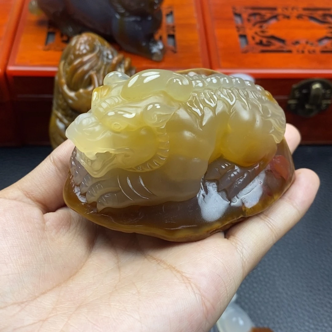 未镶嵌玛瑙/玉髓珠宝奇石
