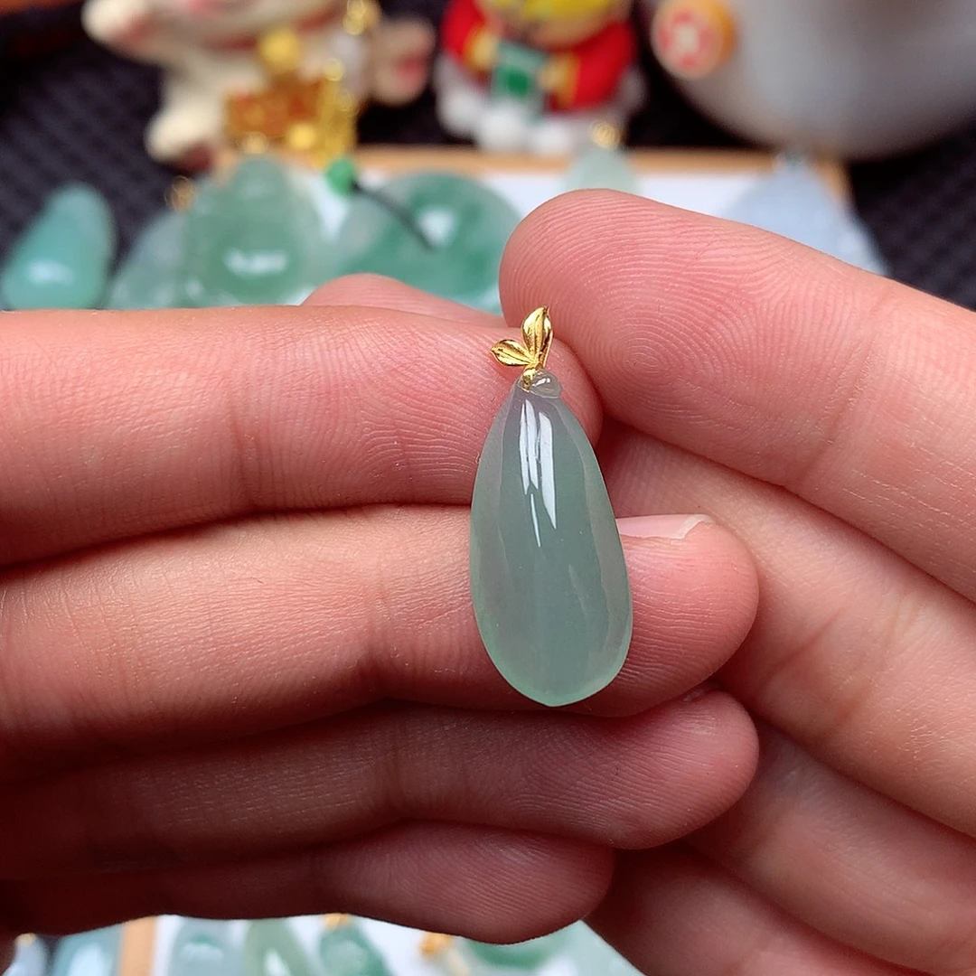 吊坠(不含链)18K金镶嵌翡翠