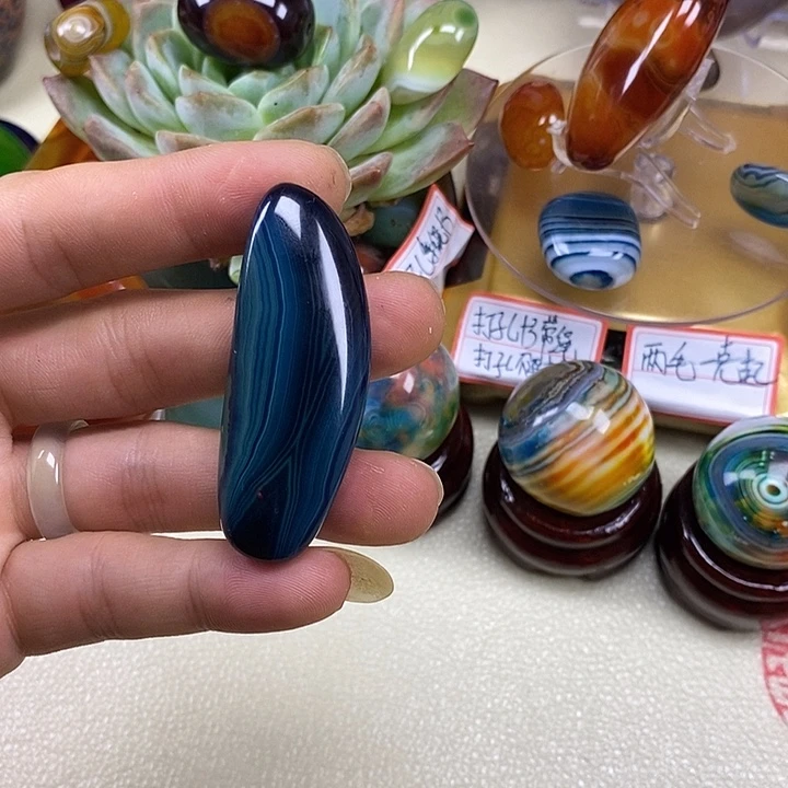 未镶嵌玛瑙/玉髓珠宝奇石
