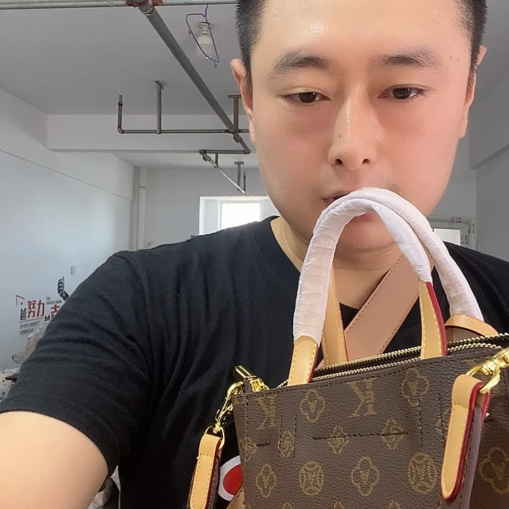 PVC水牛皮（革）牛皮（革）聚酯纤维