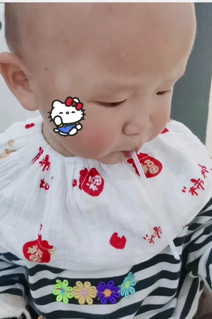 夏季薄款婴儿棉质松紧围嘴宝宝防吐奶口水巾360º旋转实用方便