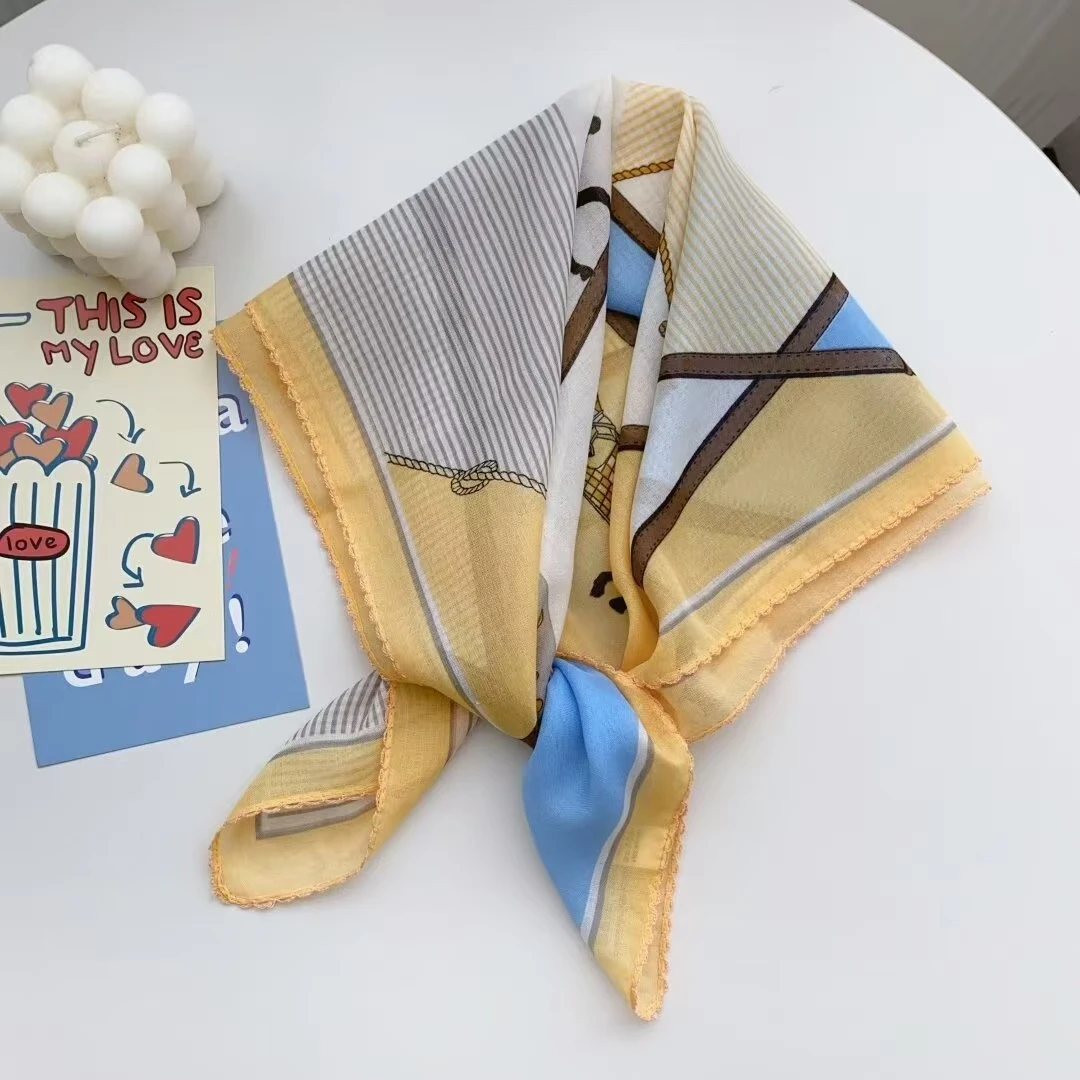 气质小方巾女士丝巾围巾百搭装饰春夏披肩60新款围脖头巾生日礼物