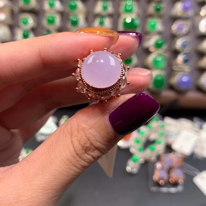 定制翡翠未镶嵌粉