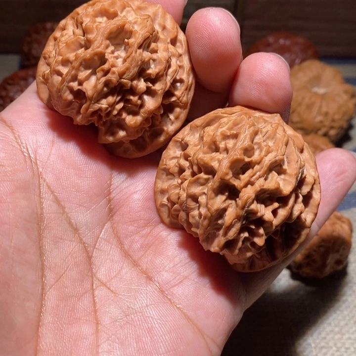 l***文玩核桃把件核桃