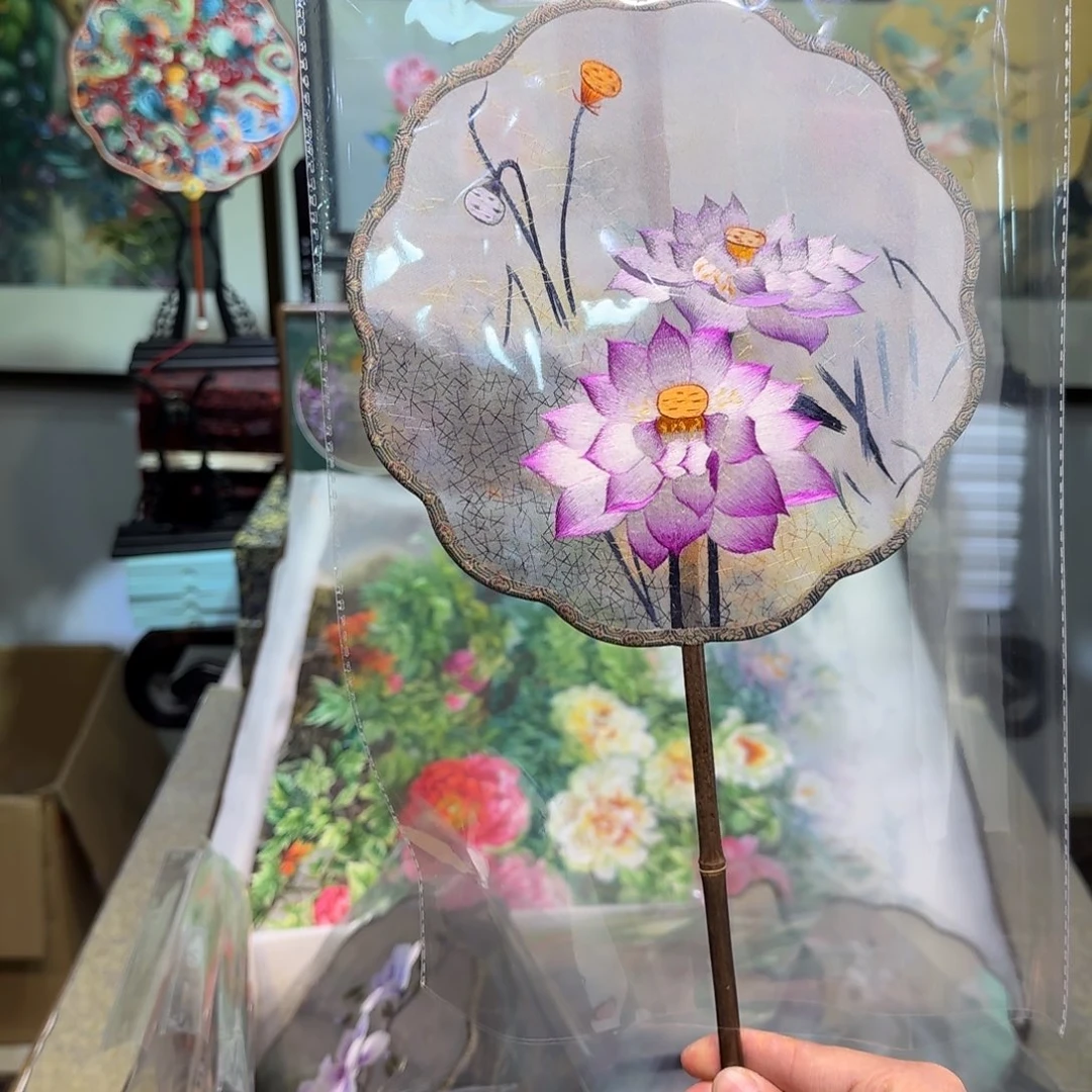 刺绣刺绣工艺精湛