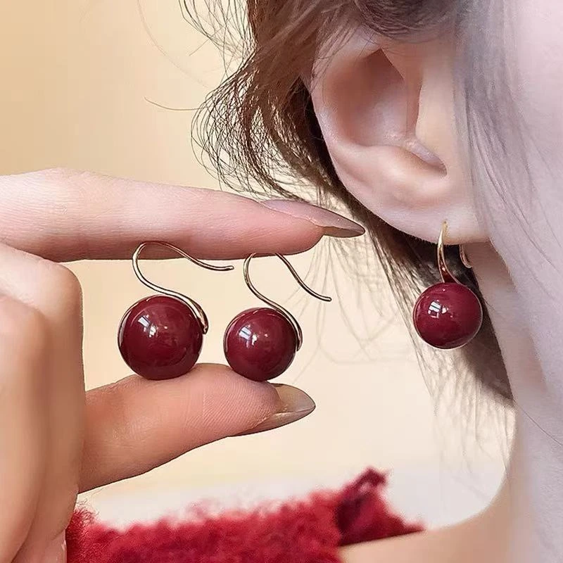 铜合金耳饰 安可拉红耳环女轻奢高级感时尚耳钩红色ins本命年耳饰