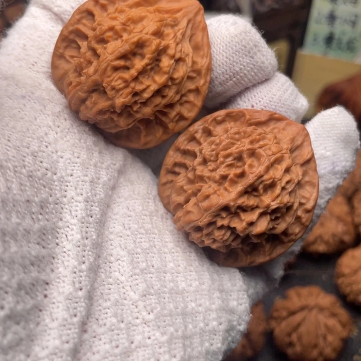 达***远核桃38尺秦岭野生薄边福利