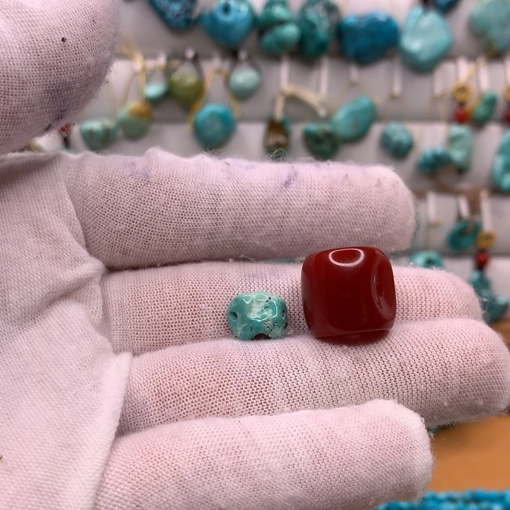 玛瑙/玉髓原矿未镶嵌若*?