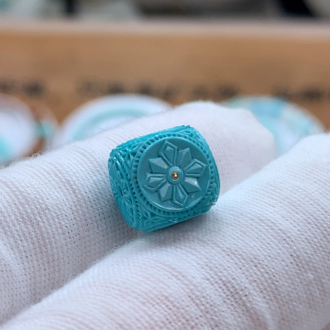 绿松石未镶嵌原矿绿松石六个配饰