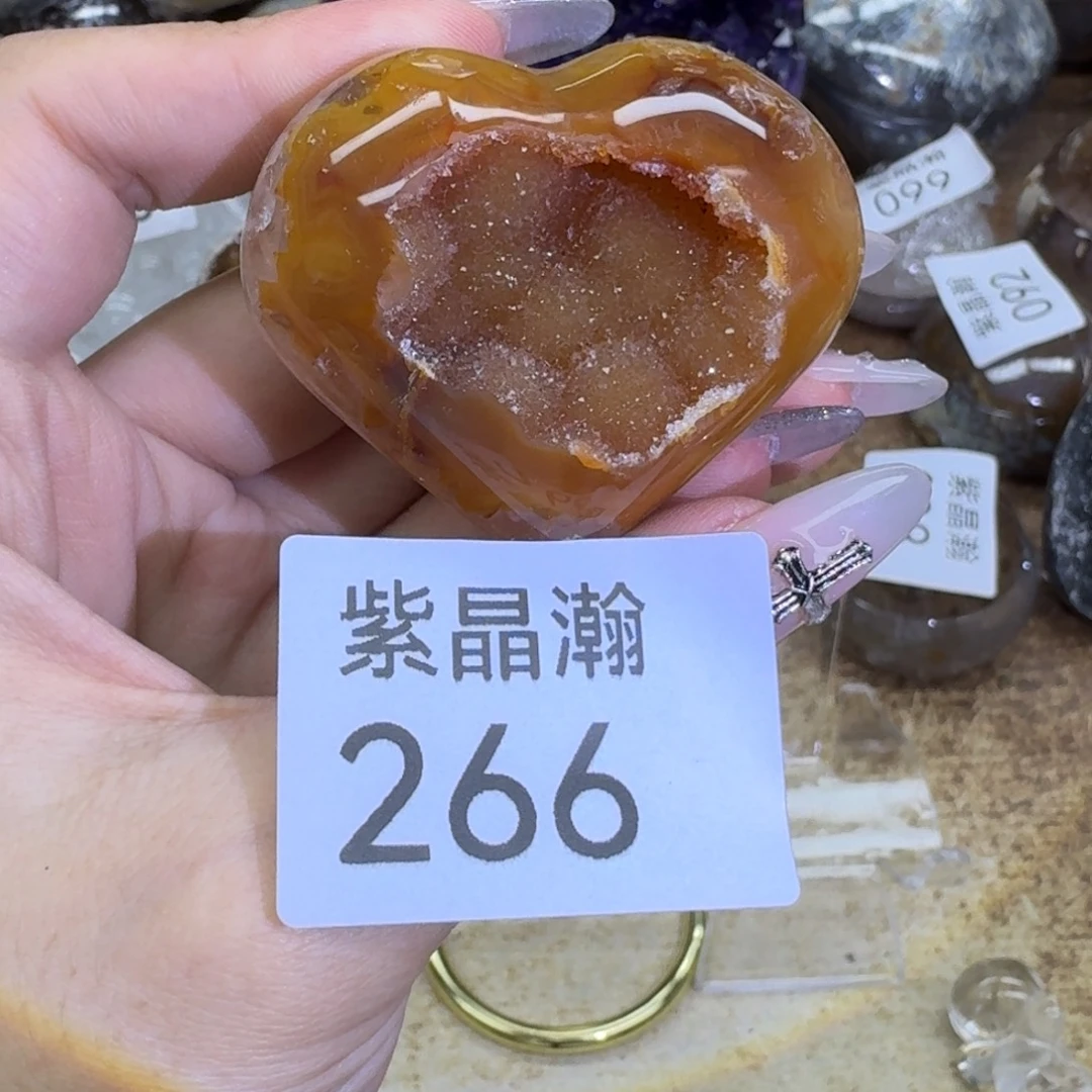 未镶嵌大型摆件（非配饰）水晶
