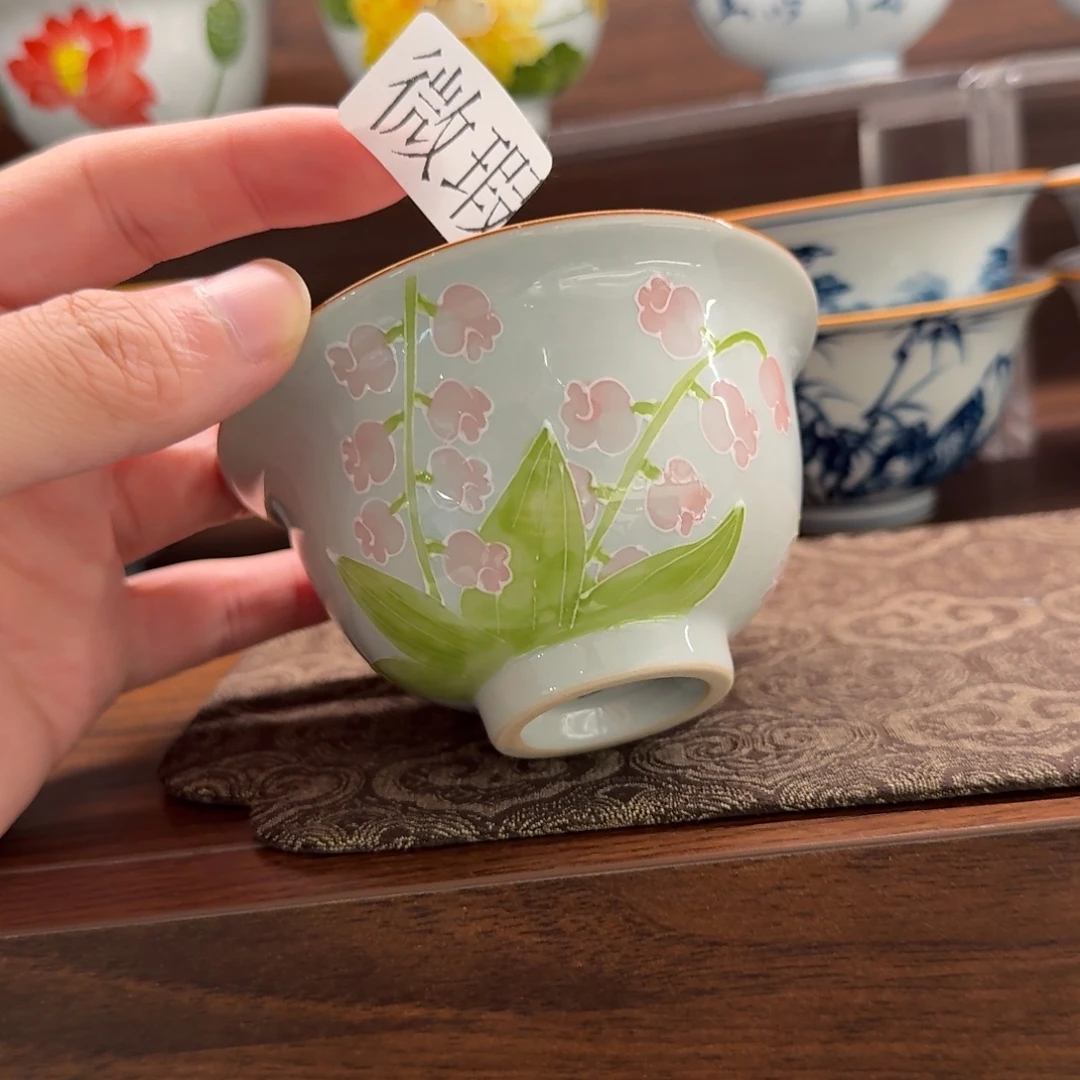 釉下手绘茶具微瑕