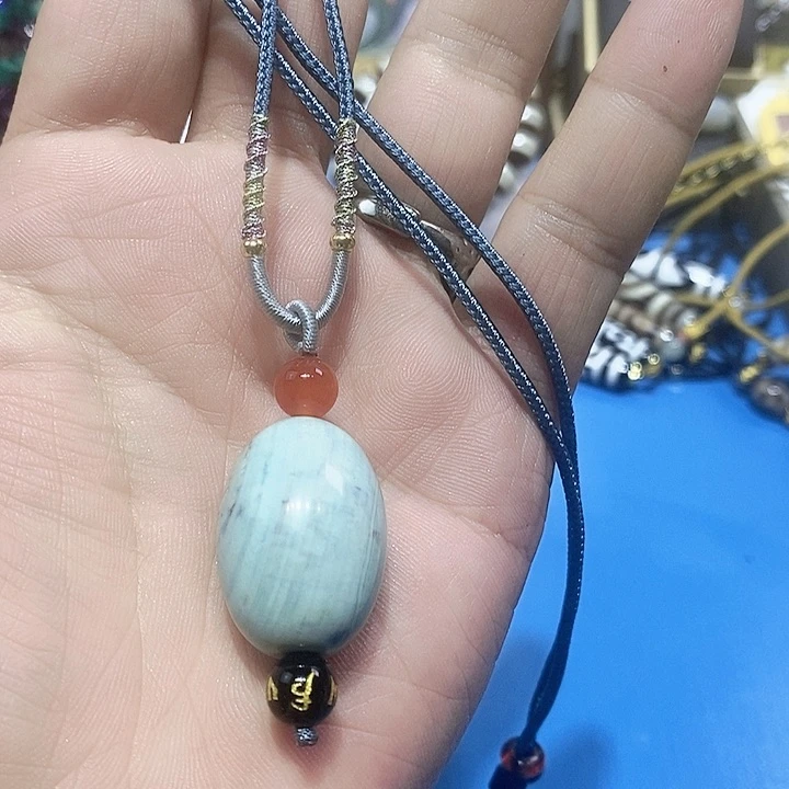 玛瑙/玉髓颈饰未镶嵌1