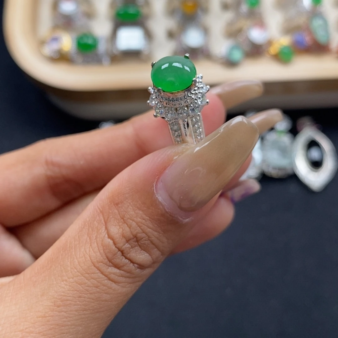 翡翠未镶嵌戒指缅甸天然A货翡翠