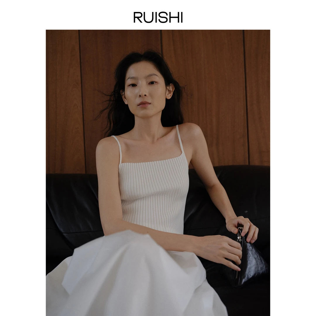 RUISHI芮时新款高弹柔软舒适平口一字领吊带背心女春R25A102202
