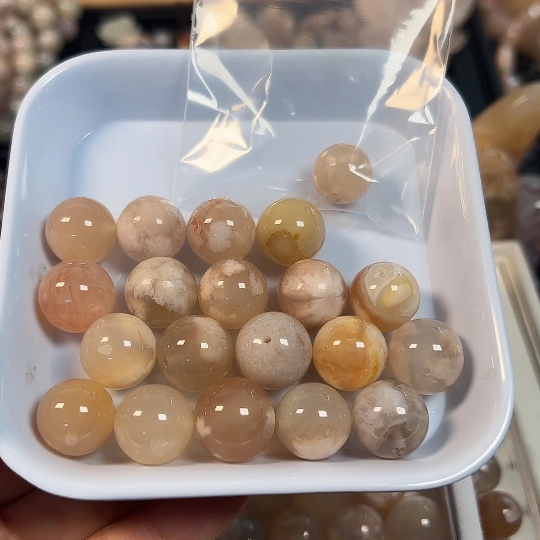 玛瑙/玉髓珠宝半成品未镶嵌嘉*。