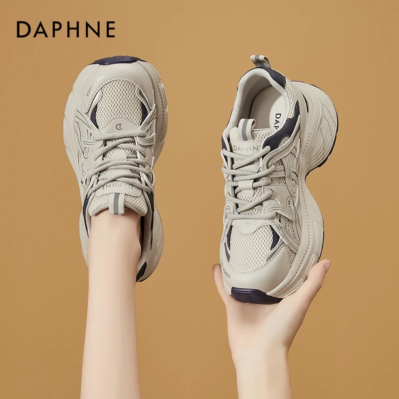 达芙妮百搭系带松糕休闲鞋女2025年春季新款厚底运动显脚小老爹鞋