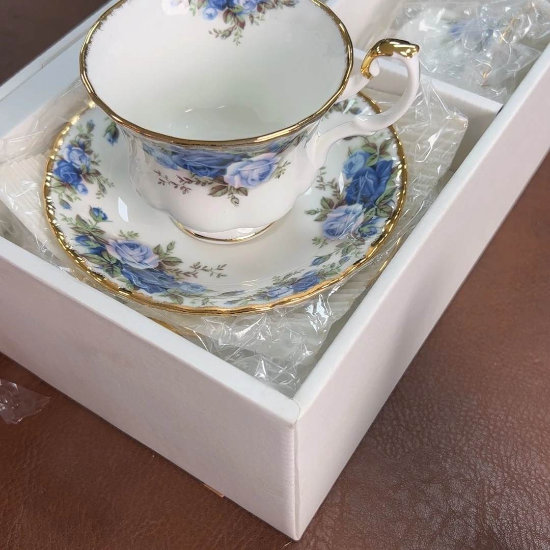 陶瓷两套瓷器瓷器瓷器