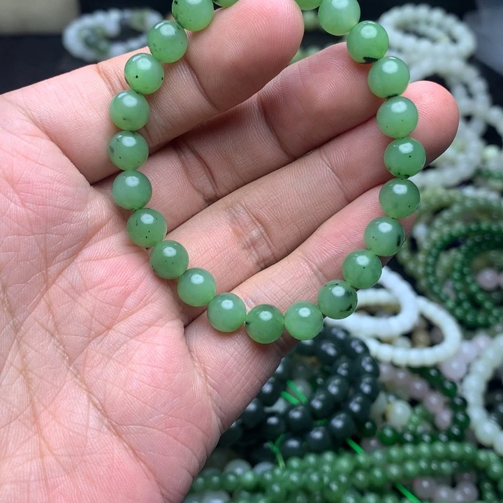 和田玉未镶嵌手串