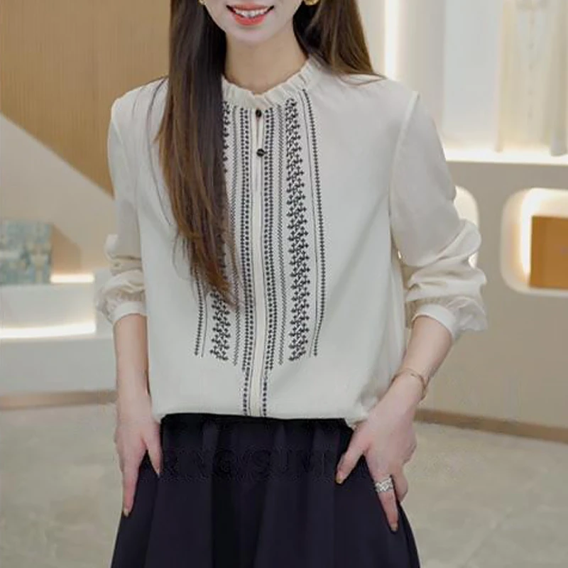 2025新款显瘦木耳边印花长袖衬衫女早秋季法式复古洋气通勤衬衣女