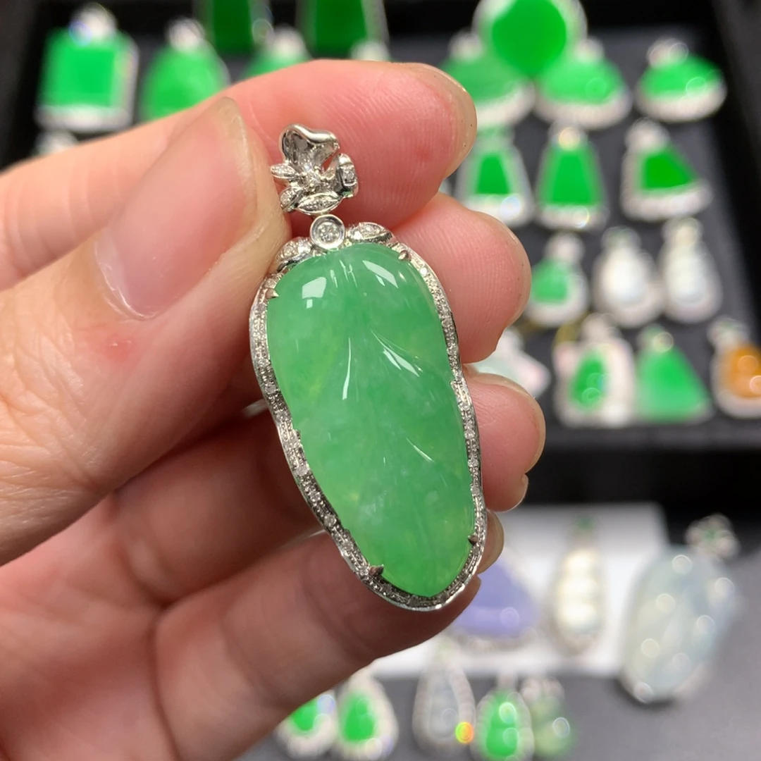 翡翠18K金镶嵌吊坠(不含链)