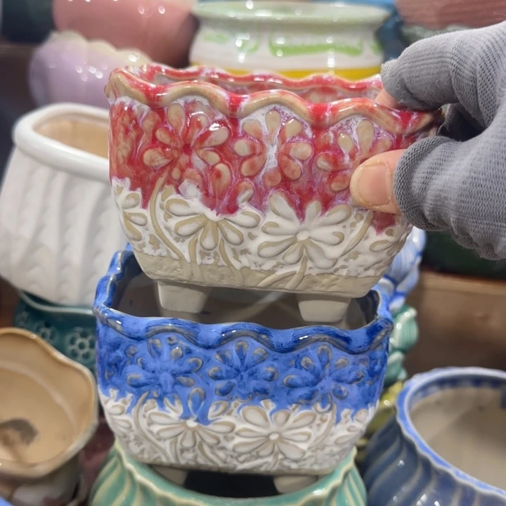 凑9块包邮，有孔，陶瓷花盆