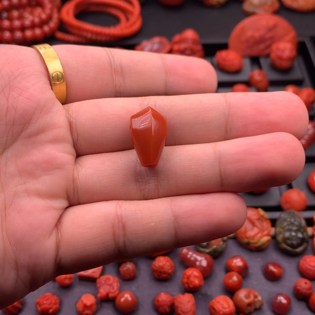 南红玛瑙未镶嵌南红川料鲨鱼背三通11.7mm