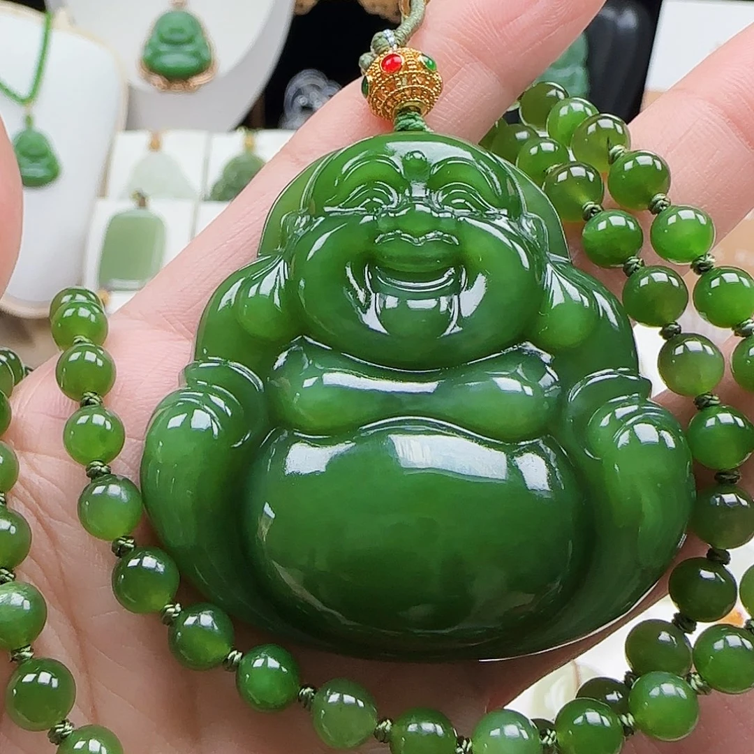 和田玉足金镶嵌颈饰