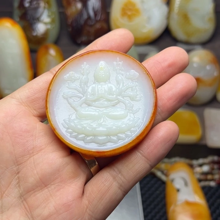 和田玉未镶嵌颈饰