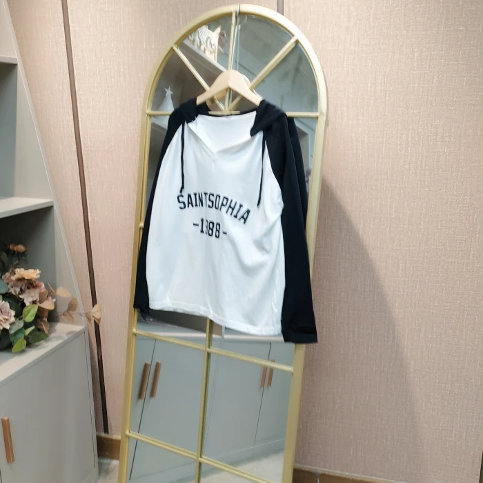 AK116孕妇白色针织衫90-130